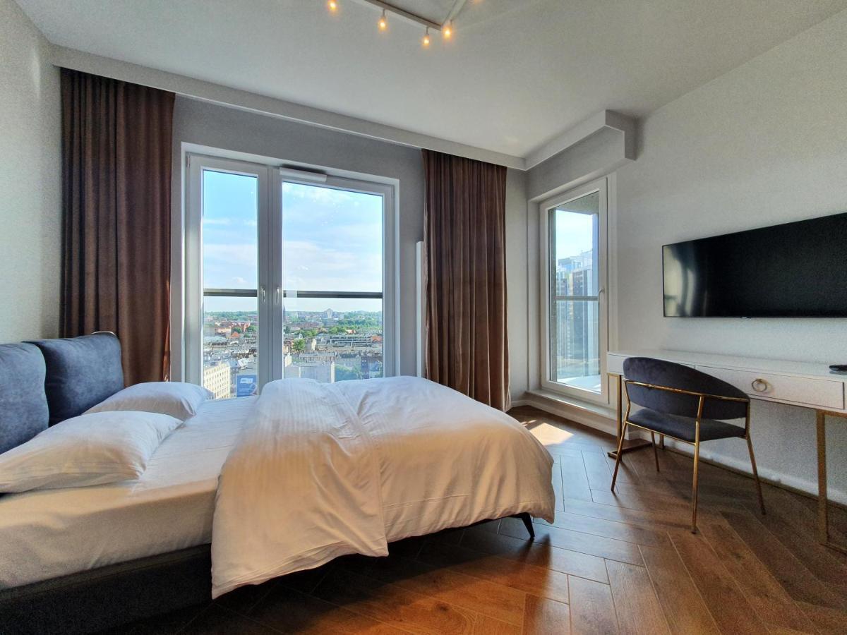15 Pietro Sokolska 30 Towers Apartments - New - Lux - Parking - Sauna - Gym- And The Best View In Katowice Exteriör bild
