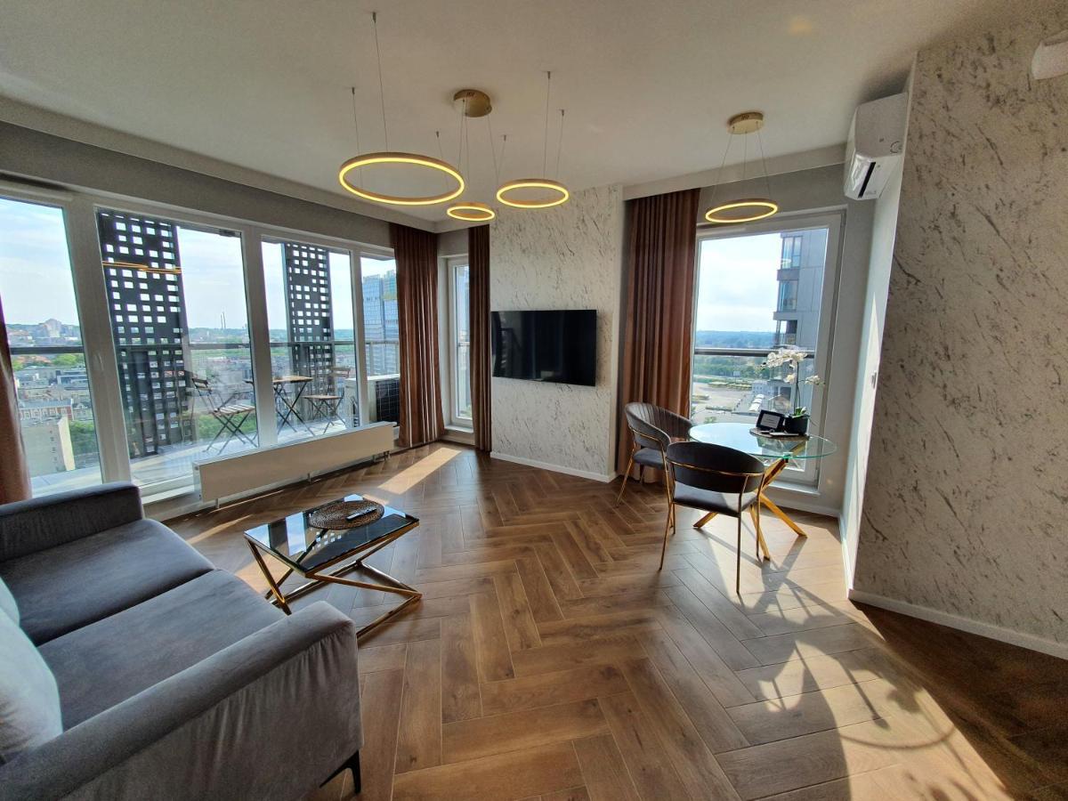 15 Pietro Sokolska 30 Towers Apartments - New - Lux - Parking - Sauna - Gym- And The Best View In Katowice Exteriör bild